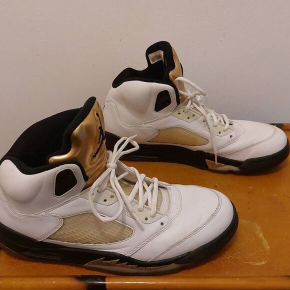 Men Nike Air Jordan 6  Retro Maroon 2015 Sneakers Size 12 - Picture 2 of 6